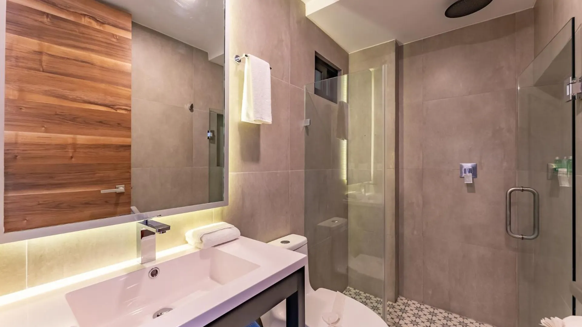 Condo At Icono 3 Bedrooms Close 5Th Playa del Carmen 0*,  Mexico